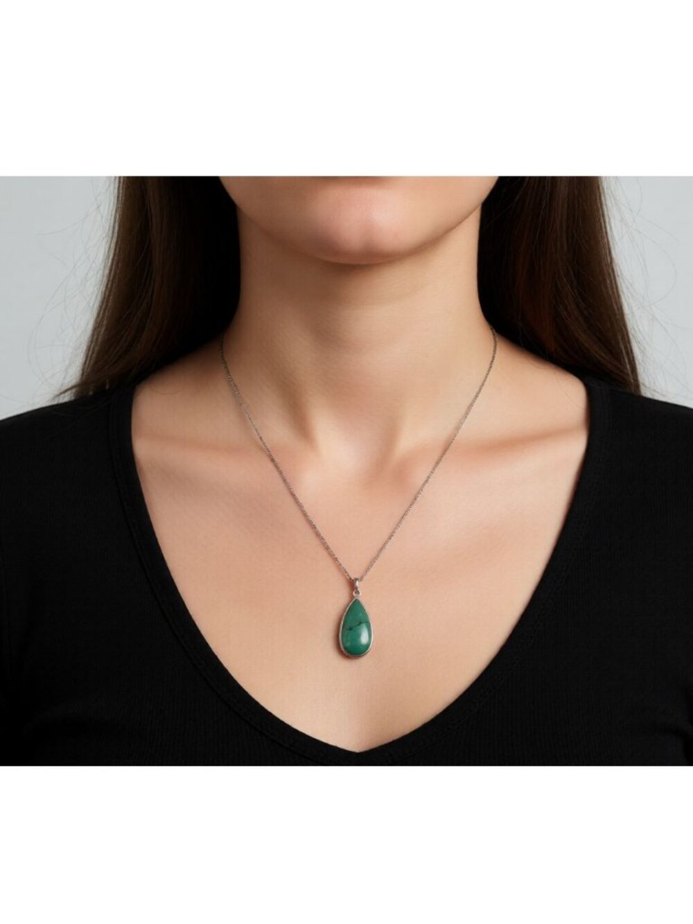 925 Silver Necklace & Pendant with a Green stone - MEX